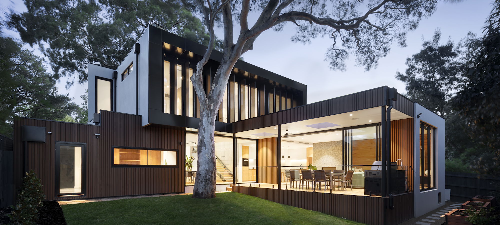 Residential architecture and neighborhood context